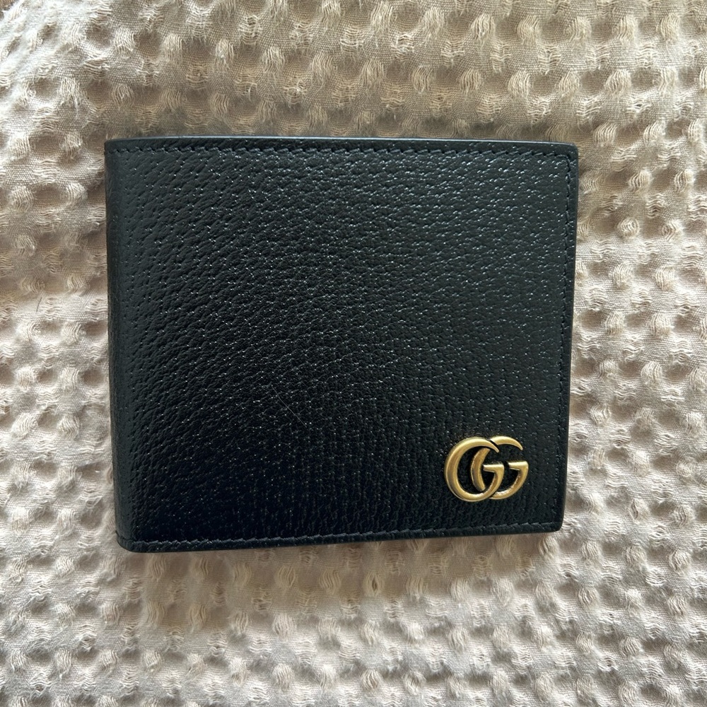 Gucci GG Marmont Leather Bi-Fold Wallet - Picture 3 of 4